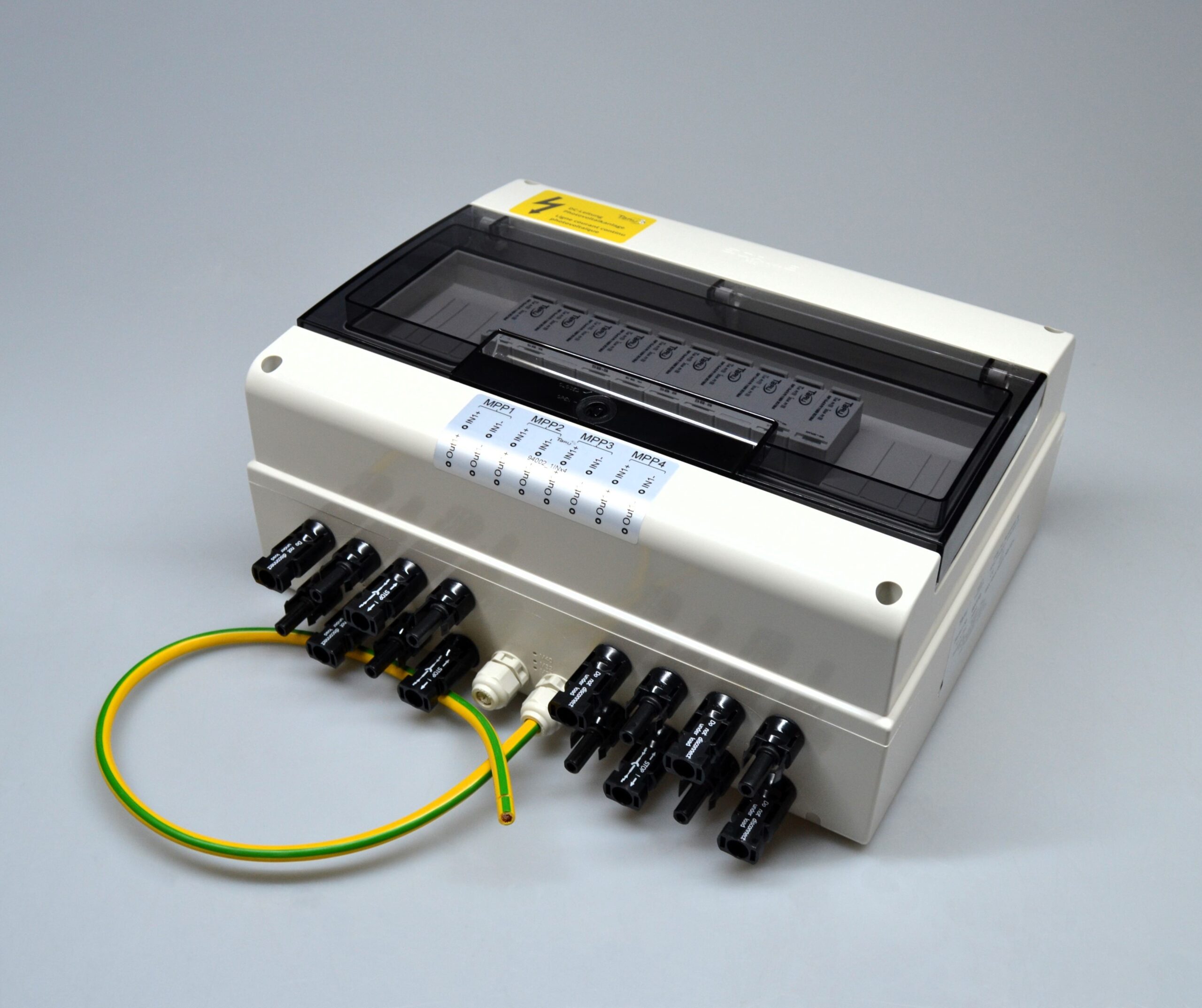 GAK 1INx4 4MPPT 4ÜS MC4